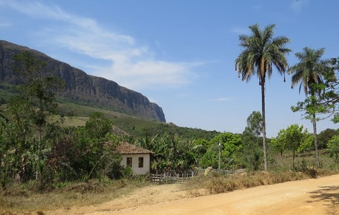 Estrada para a Serra da Canastra